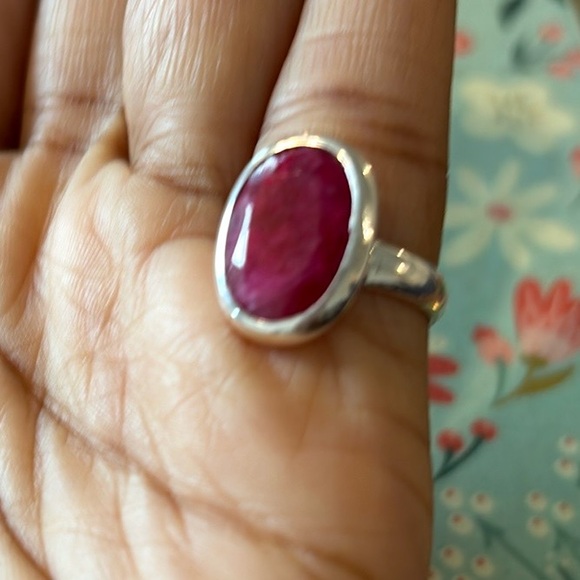 Red Ruby Oval ring, July birthstone silver ring, 925 silver rings Sizes 6, 7, 8 - Picture 3 of 10